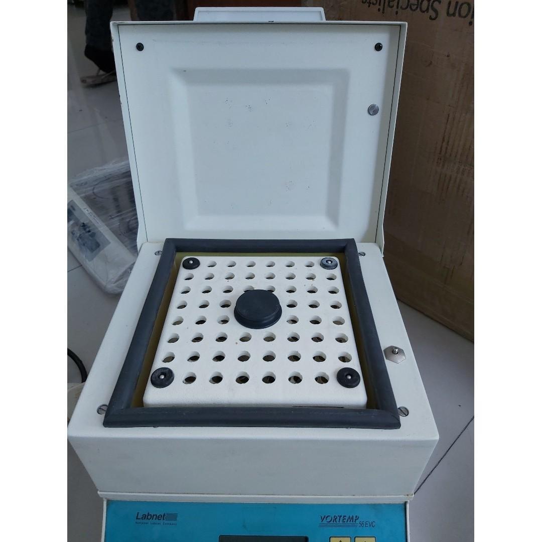 LABNET VORTEMP 56 EVC Microplate Shaking Incubator, TV & Home ...