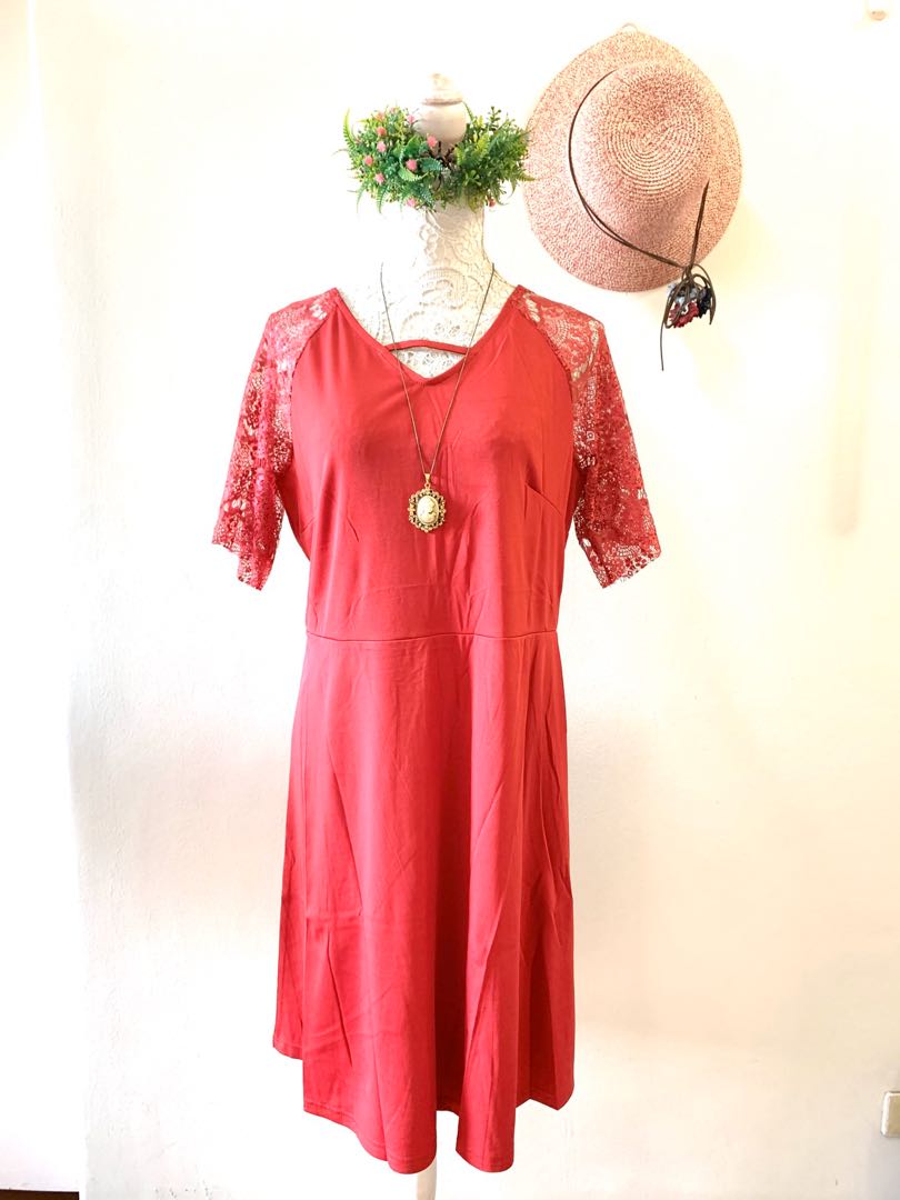 maroon dress with lace sleeves