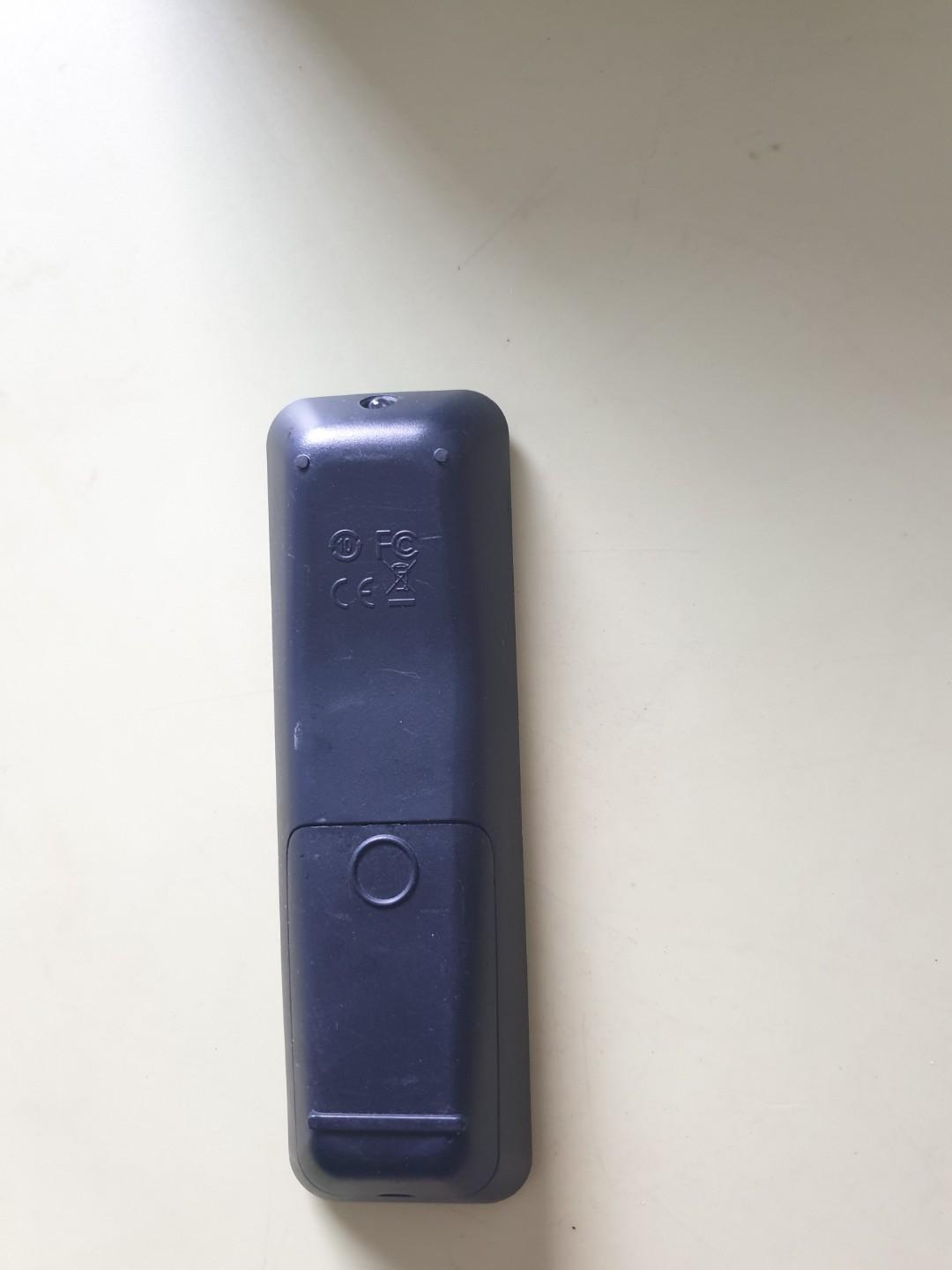 Philips remote controller (Category: TV Parts & Accessories) located in Singapore. Submitted by sinceretraderer (Listing ID 262664535, Image 2). Description: .