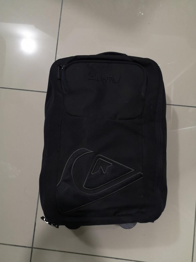 quiksilver stormproof backpack