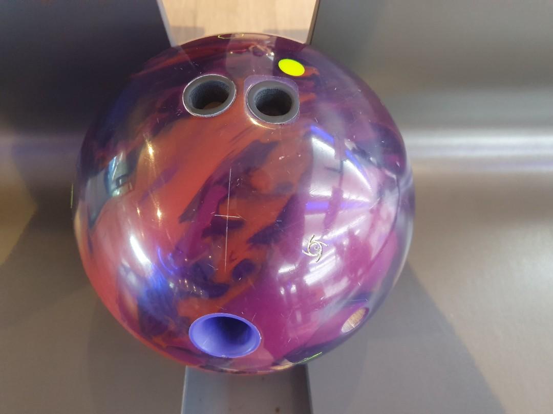 Storm zero gravity Bowling Ball, Sports Equipment, Sports & Games