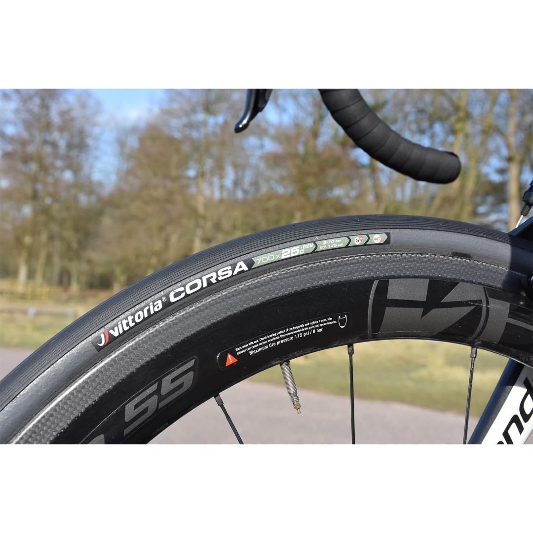 Vittoria corsa grey outlet wall