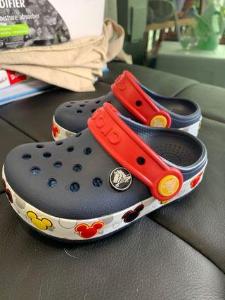 Crocs