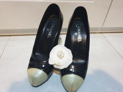 Chanel heel shoes