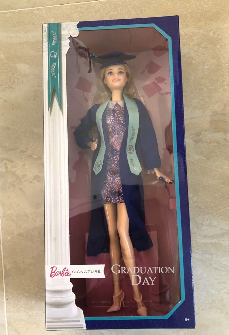 2019 graduation barbie