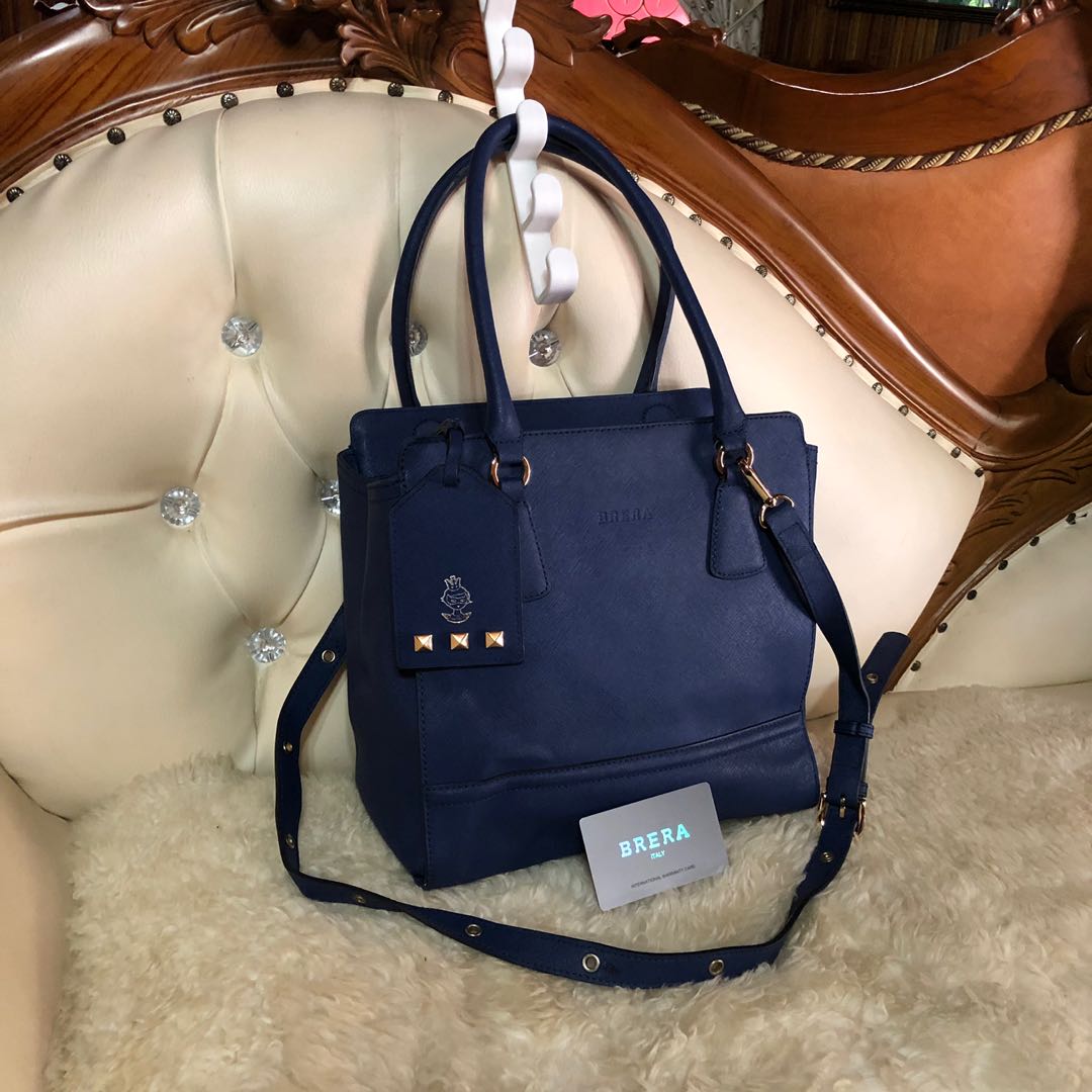 BRERA TWO WAY BAG ❤️❤️, Women's Fashion, Bags & Wallets, Tote Bags on  Carousell