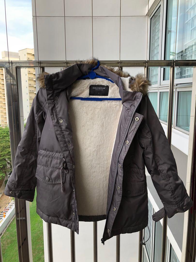 Down winter jacket (Category: Coats, Jackets and Outerwear) located in Singapore. Submitted by ajpam (Listing ID 262887586, Image 2). Description: Kids down winter jacket. Suitable for age 10-13 yrs. With detachable hoodie. Water resistant outer shell.