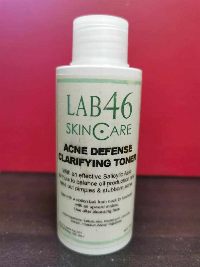acne defense clarifying toner