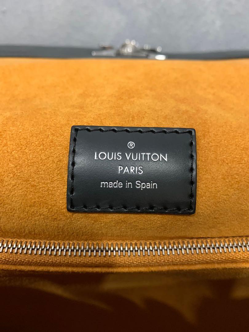 Grenelle leather wallet Louis Vuitton Yellow in Leather - 32624405
