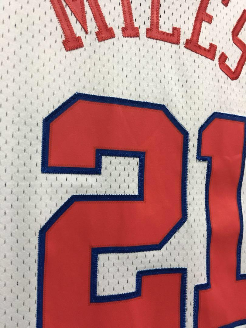 darius miles jersey