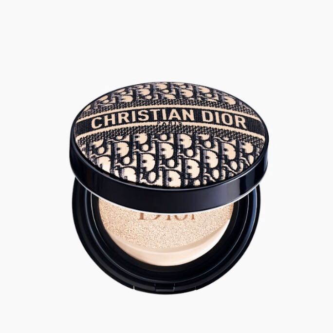 dior cushion