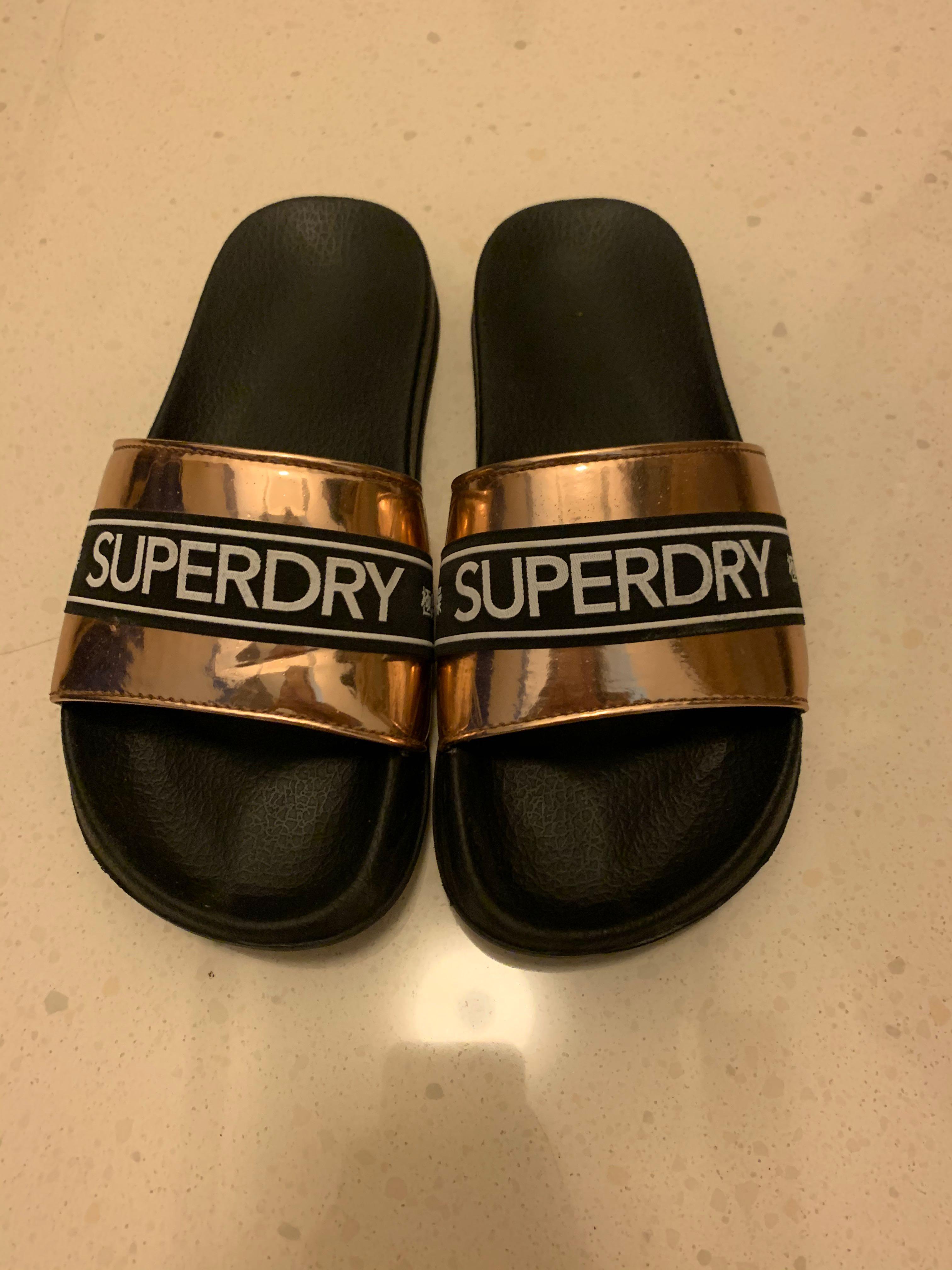 superdry chappal price
