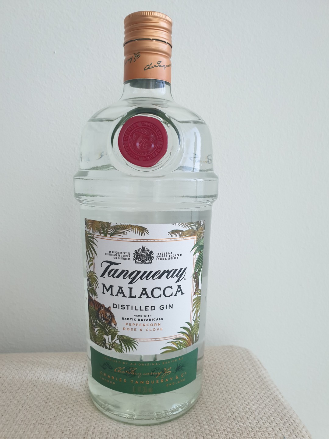 TANQUERAY MALACCA GIN, Food & Drinks, Alcoholic Beverages on Carousell