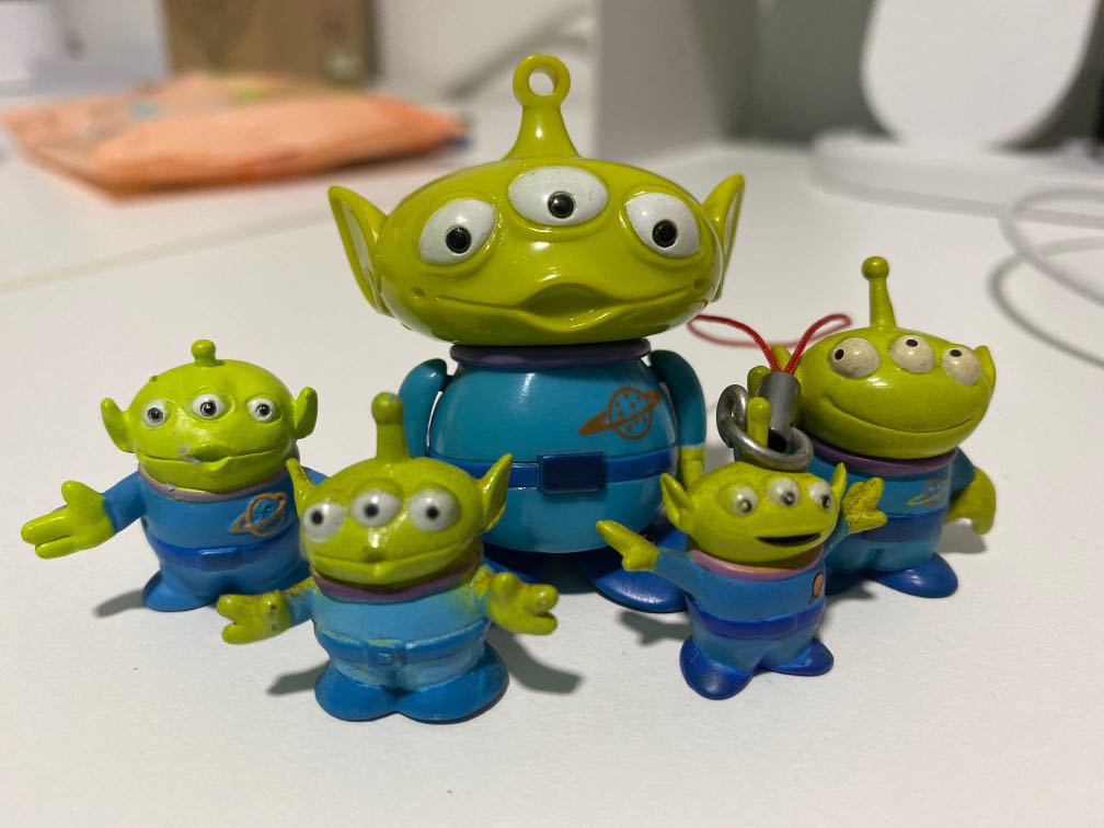 toy story green aliens
