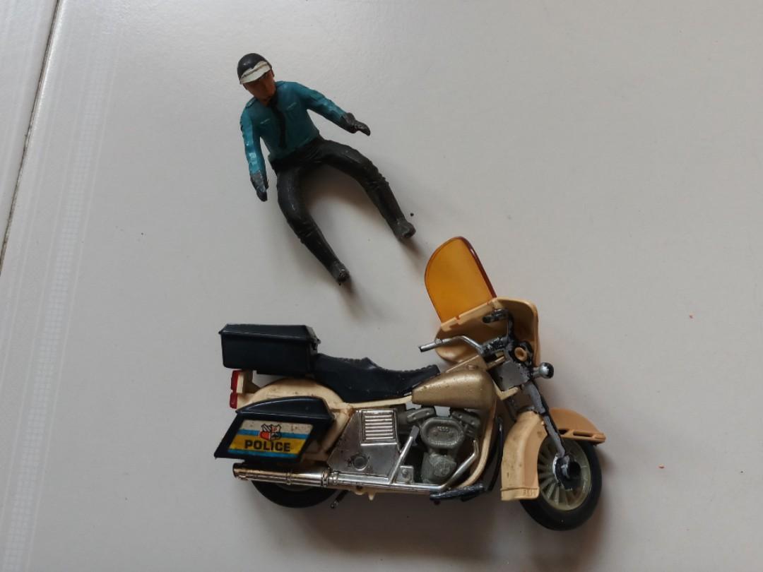 Vintage Matchbox Superkings Harley-Davidson Police Motorcycle, Hobbies   Toys, Toys  Games on Carousell