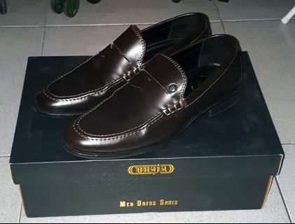 (Kategori: ) berada di . Dikirim oleh guruhsoebur (ID iklan 263000516, Gambar 1). Deskripsi: .