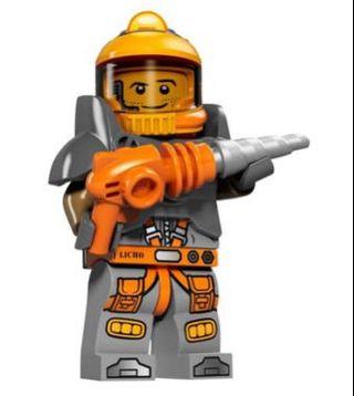 LEGO Series 12 Minifigure Swashbuckler Set 71007 new