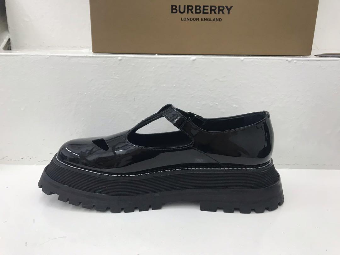 BURBERRY Leather T-BAR Shoes Classic British Mary Janes, 女裝, 鞋 ...