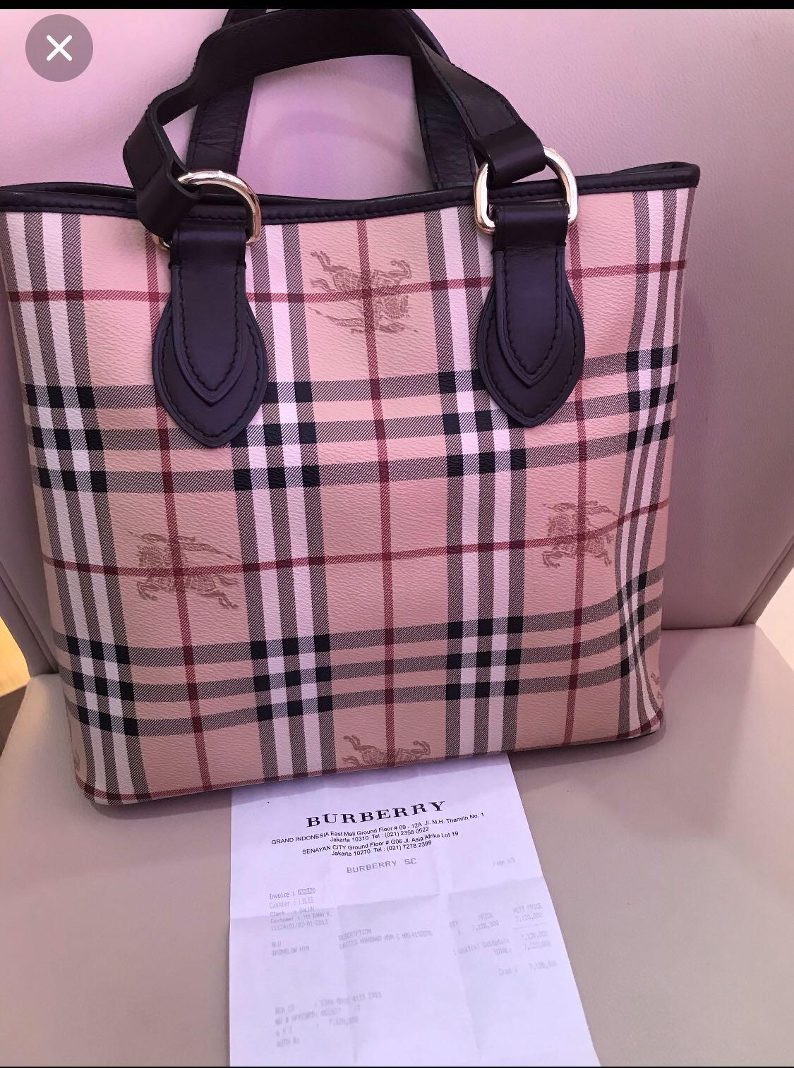 Is this a real or fake Burberry bag? : r/Burberry