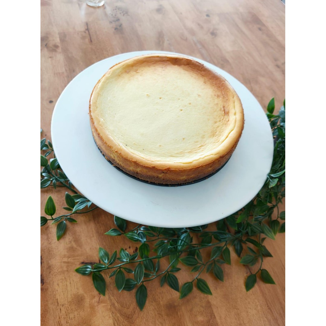 Halal NY original cheesecake, Food & Drinks, Homemade Bakes on Carousell