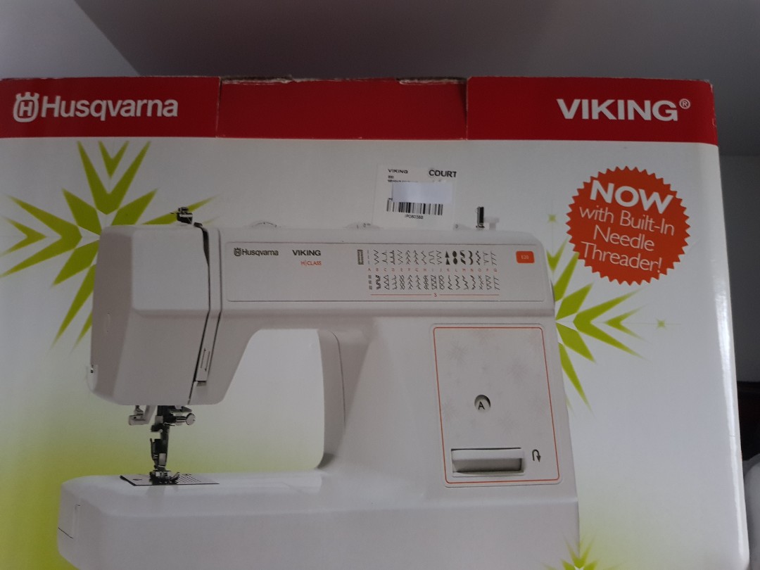 Husqvarna Viking E20 sewing machine used excellent condition price reduced, TV & Home