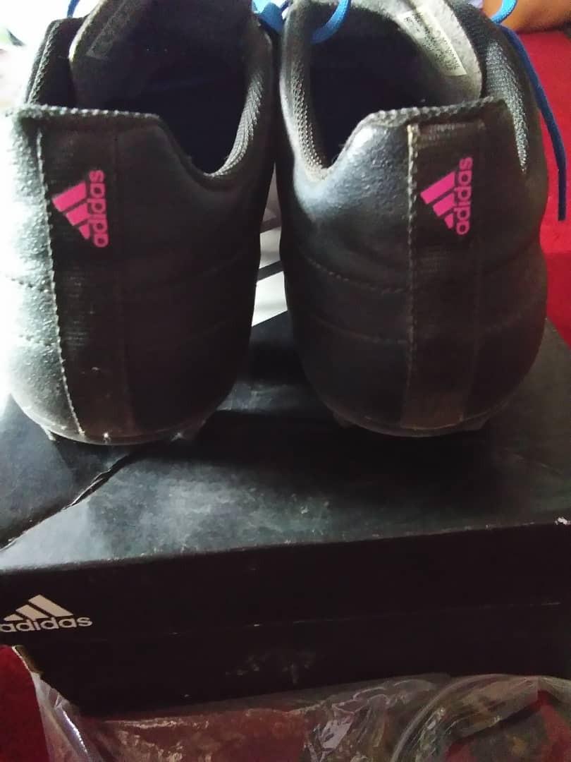 kasut bola adidas x