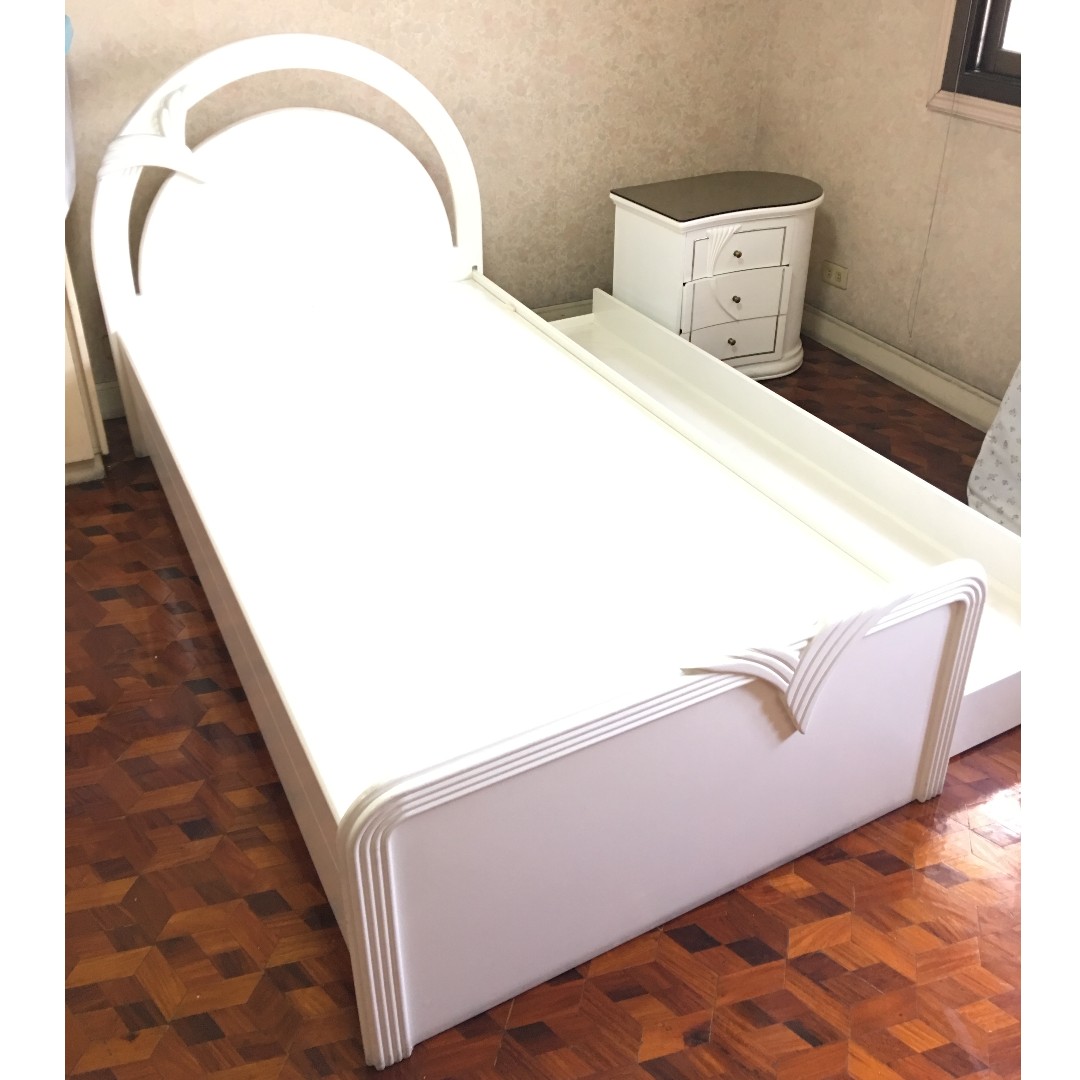 kids wooden single bed with pullout bed
