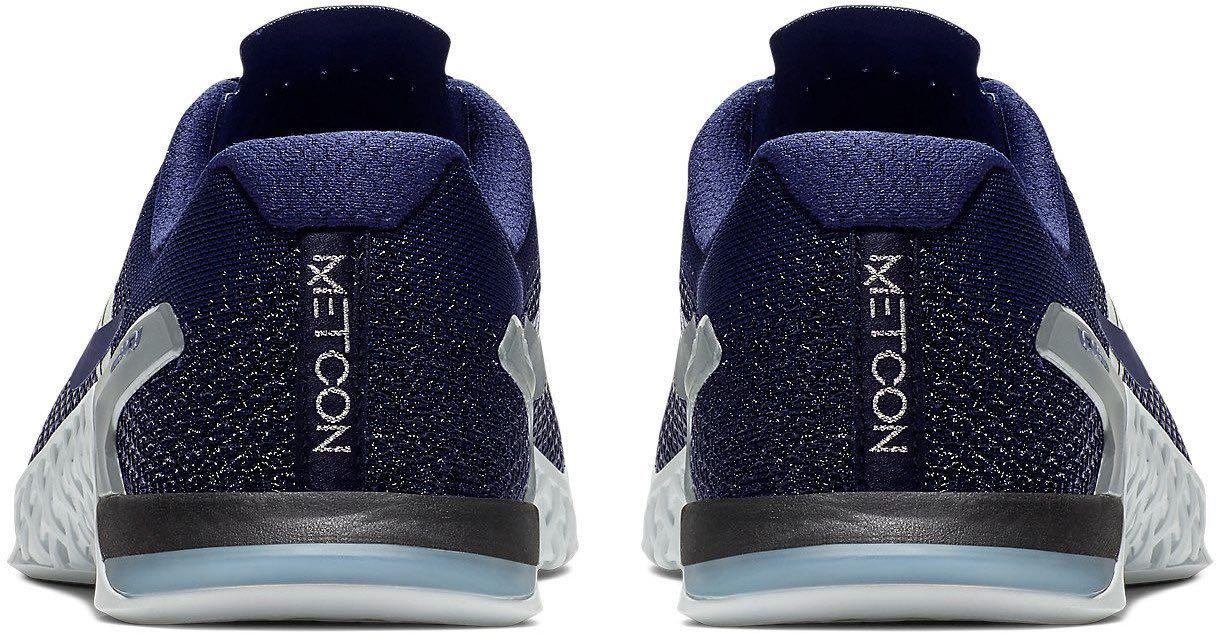 nike metcon navy