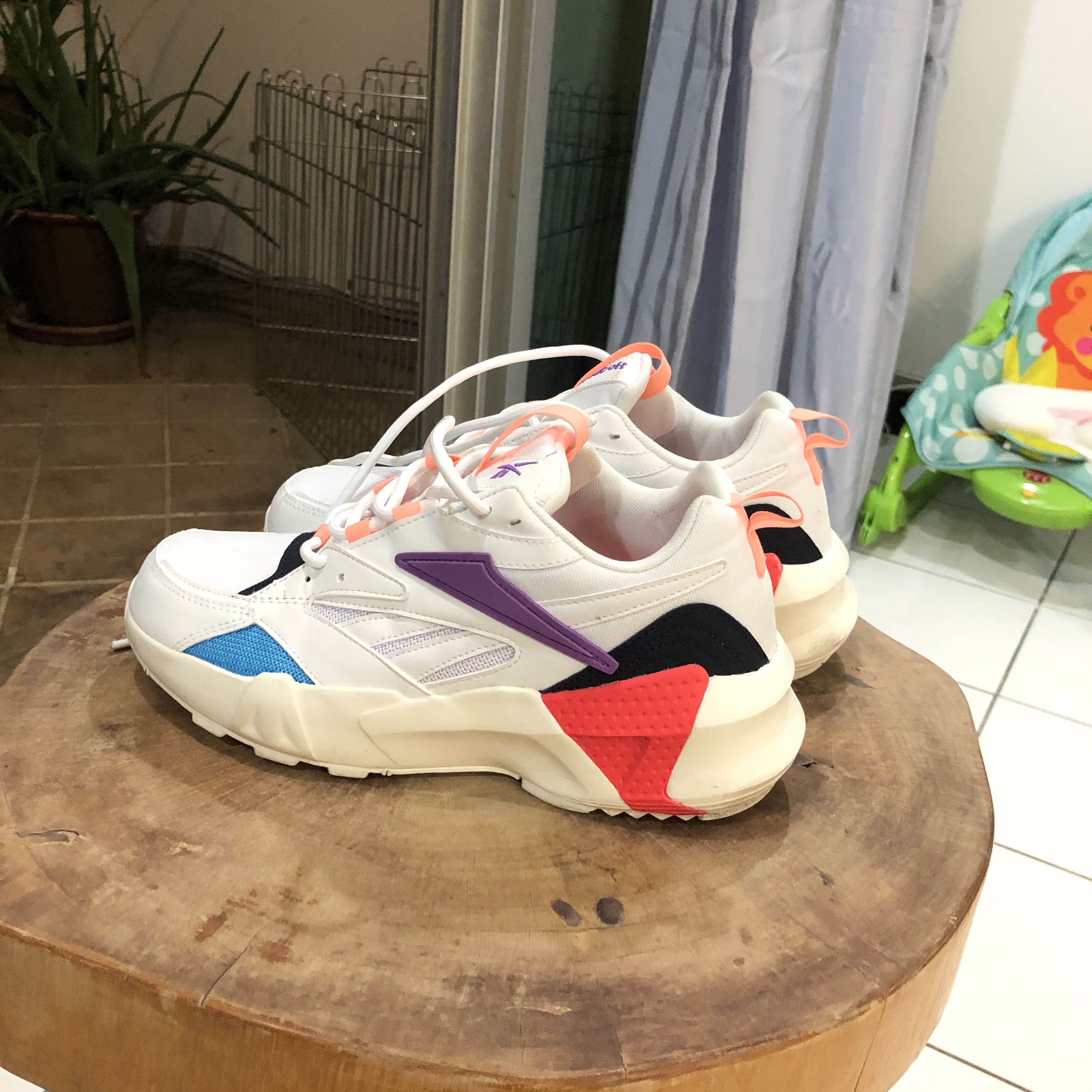 Reebok Aztrek double mix pops Women s Fashion Footwear