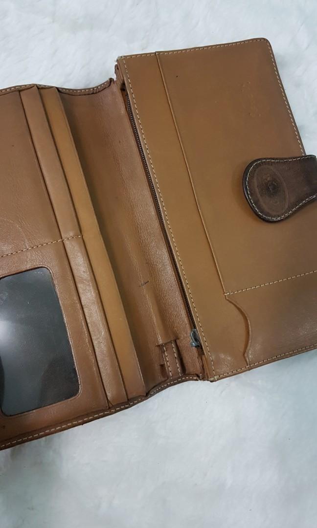 Renoir Wallet Clutch Women S Fashion Bags Wallets On Carousell Renoir Wallet Clutch Women S Fashion Bags Wallets On Carousell