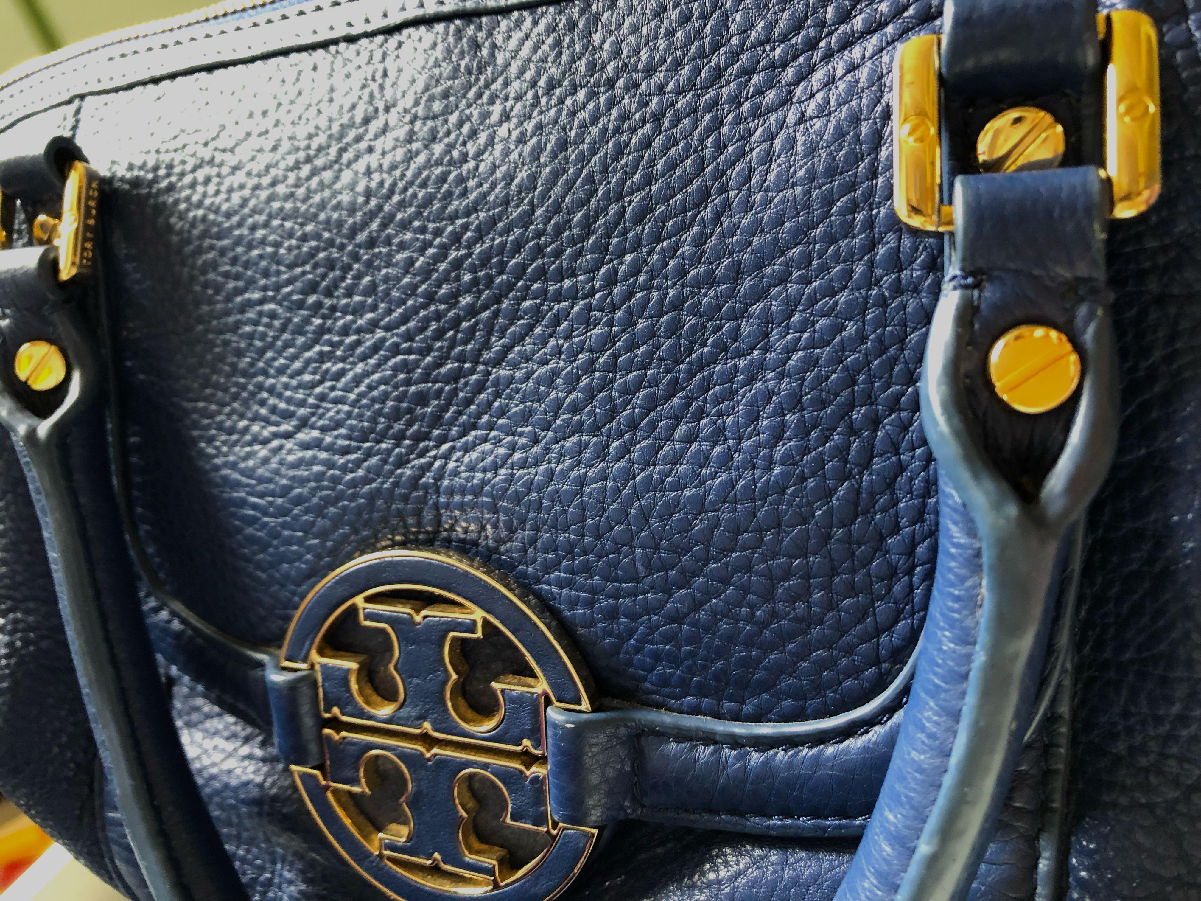 Tory Burch Amanda Bag, Women's Fashion, Bags & Wallets, Crossbody Bags