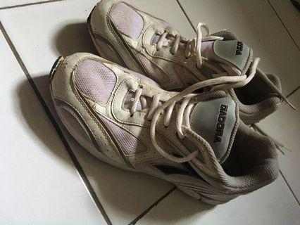 Sepatu Running Diadora (Size 42)