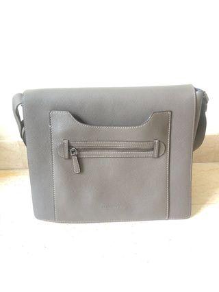Braun Buffel Magazine Bag (Authentic)