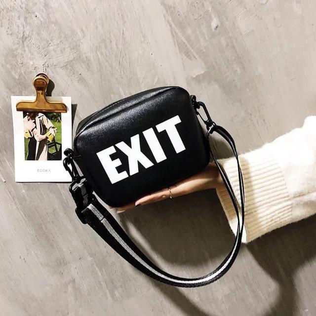 Exit hotsell sling bag