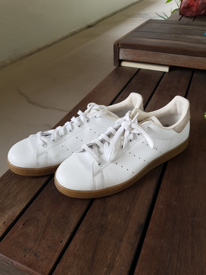Adidas Stan Smith Gum Sole, Men's Fashion, Sneakers on Carousell