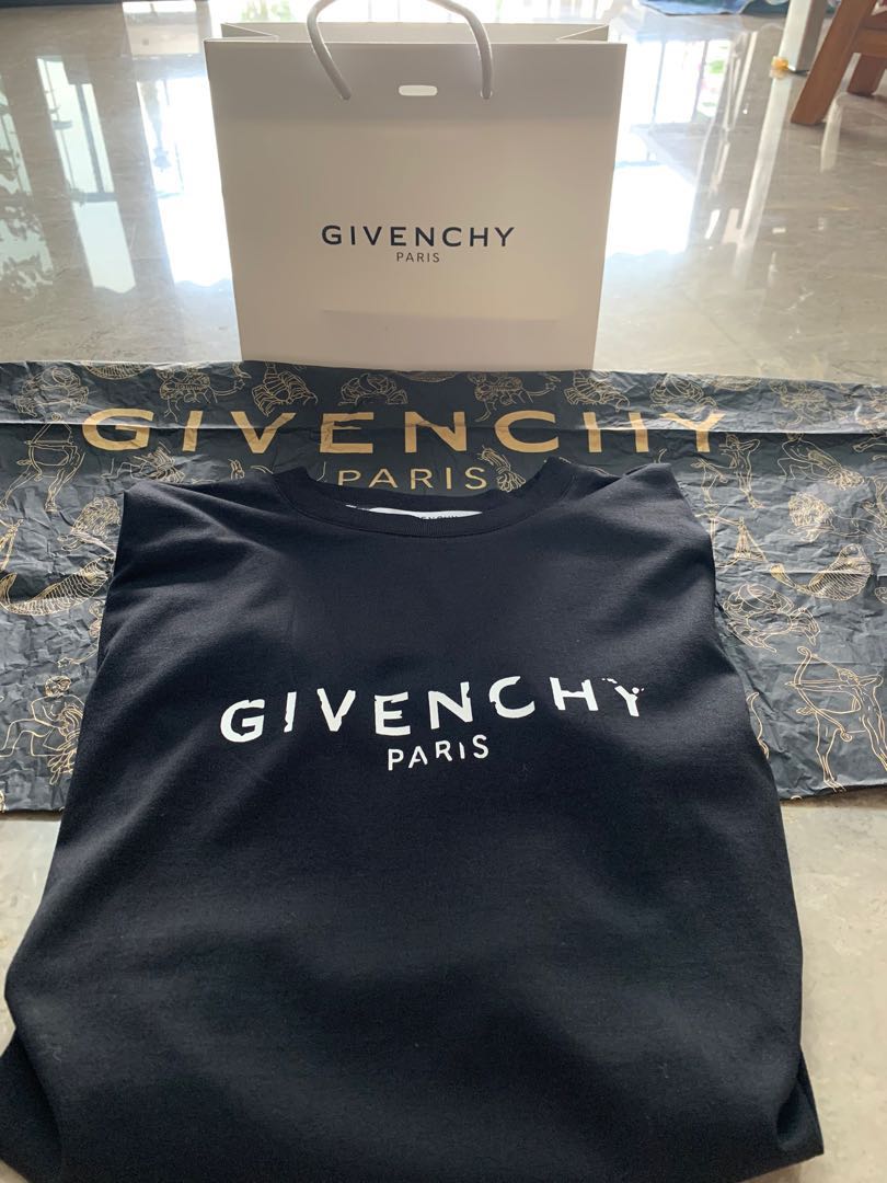 Authentic givenchy t shirt store