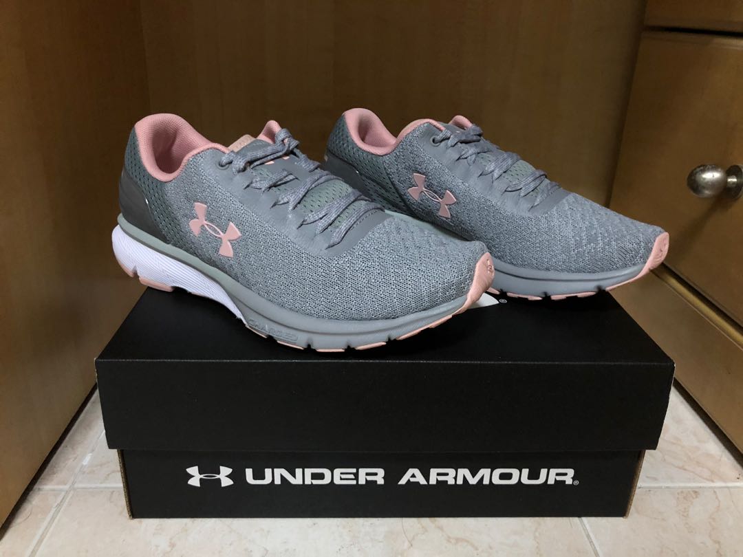 Womens charged clearance escape 2