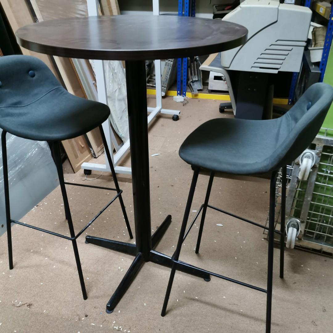 Bar table set (Category: Tables & Sets) located in Kuala Lumpur. Submitted by srproject (Listing ID 263181082, Image 3). Description: 2.5ft L x 42" H Bar table set Bar height round table with 2 chairs Round fomica round table with heavy duty steel leg Modern high chair with blue cushions All in good condition and quality Available now.