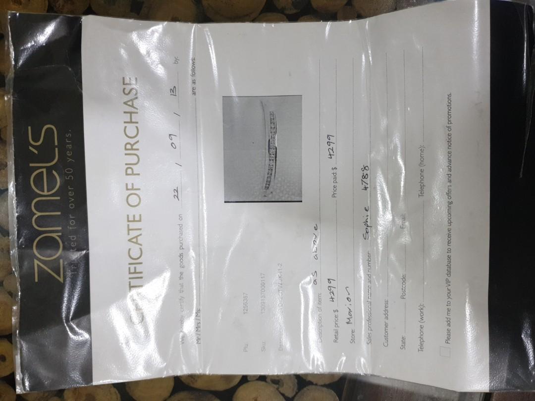 Diamond bangle (Category: Bracelets) located in Sungai Petani. Submitted by happystorm_3a797e (Listing ID 263296016, Image 3). Description: This is 2 carot diamonds with 18 stones..bangle is in very good condition.can meet up in any jewelery shop for futher verification.only genuine buyers ..price negotiable..