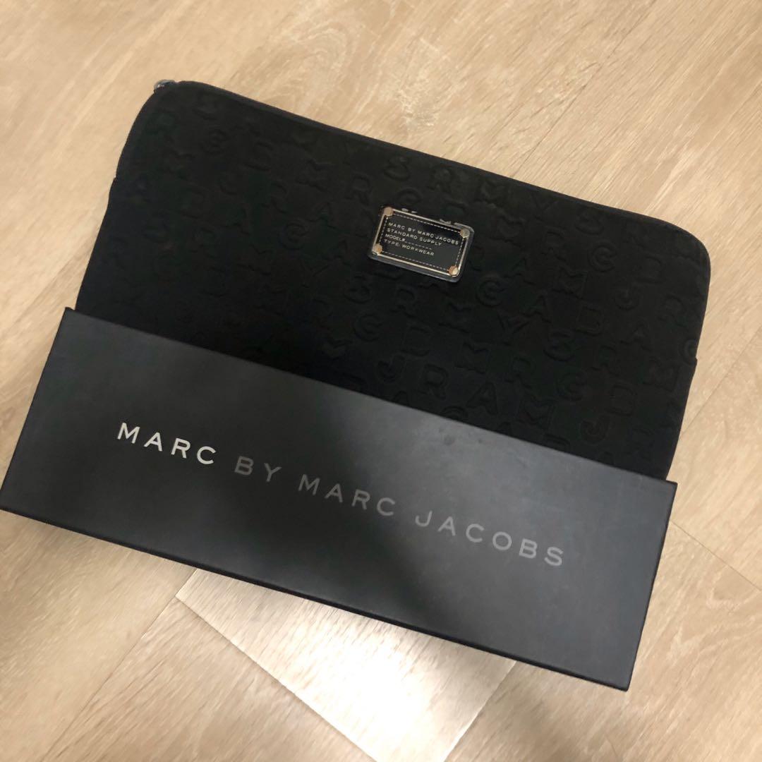 Marc by marc best sale jacobs laptop sleeve