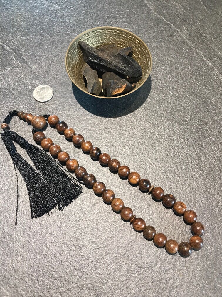 Tasbih Kayu Gaharu Asli 33 Hobbies Toys Memorabilia Collectibles Religious Items On Carousell