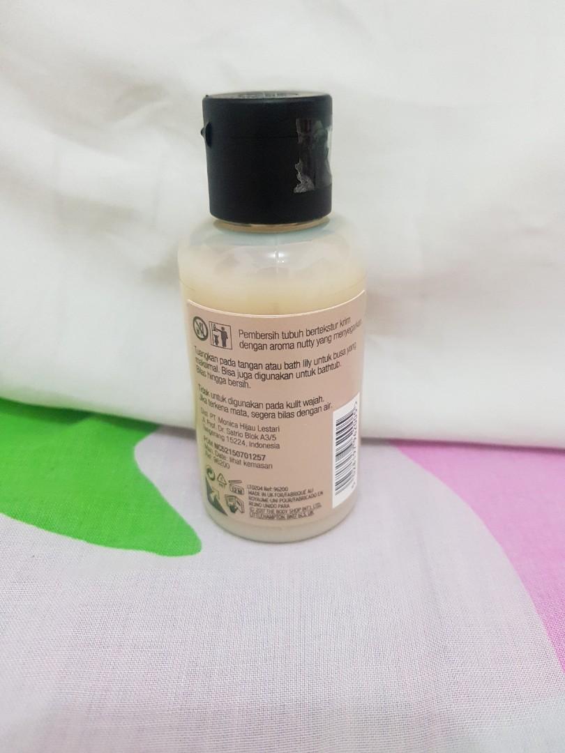 The Body Shop Shower Cream, Kesehatan & Kecantikan, Kulit, Sabun