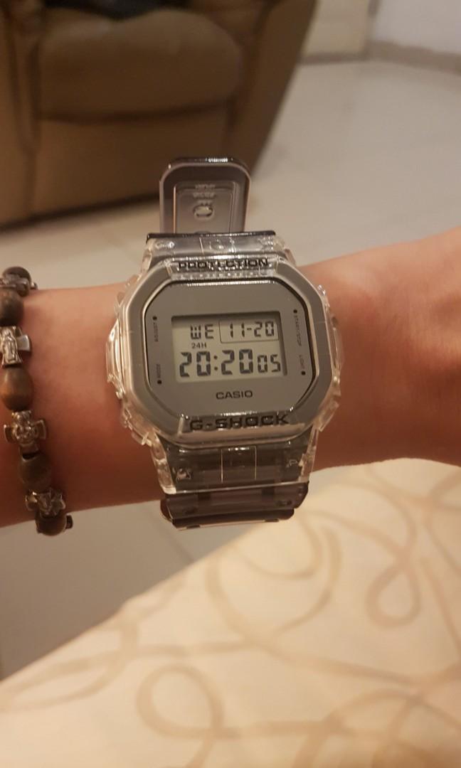 Repriced Bn G Shock Dw 5600sk 1dr Fesyen Pria Jam Tangan Di Carousell