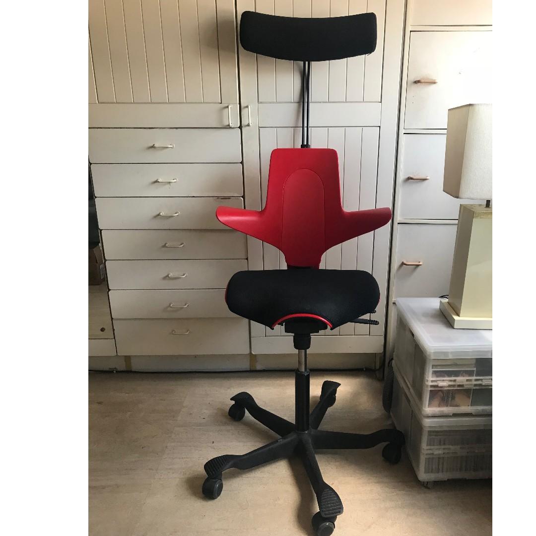 hag capisco saddle chair