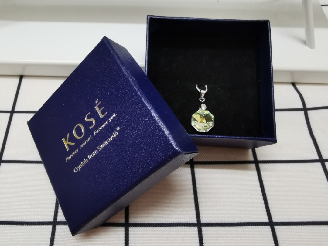 Kose swarovski necklace deals