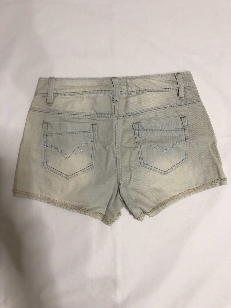 Short en jean hotsell cache cache
