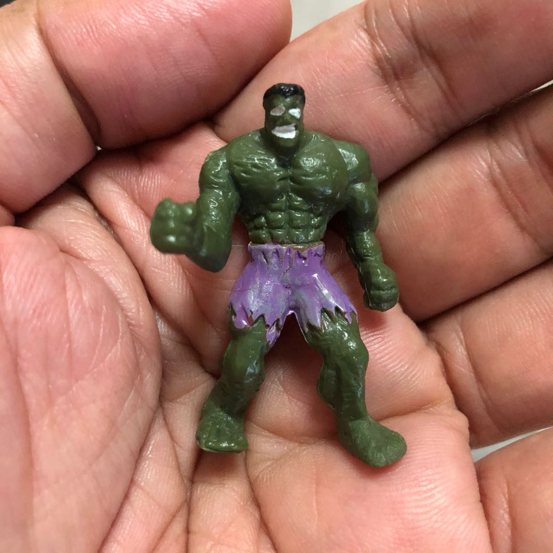 Mini hulk sales toy