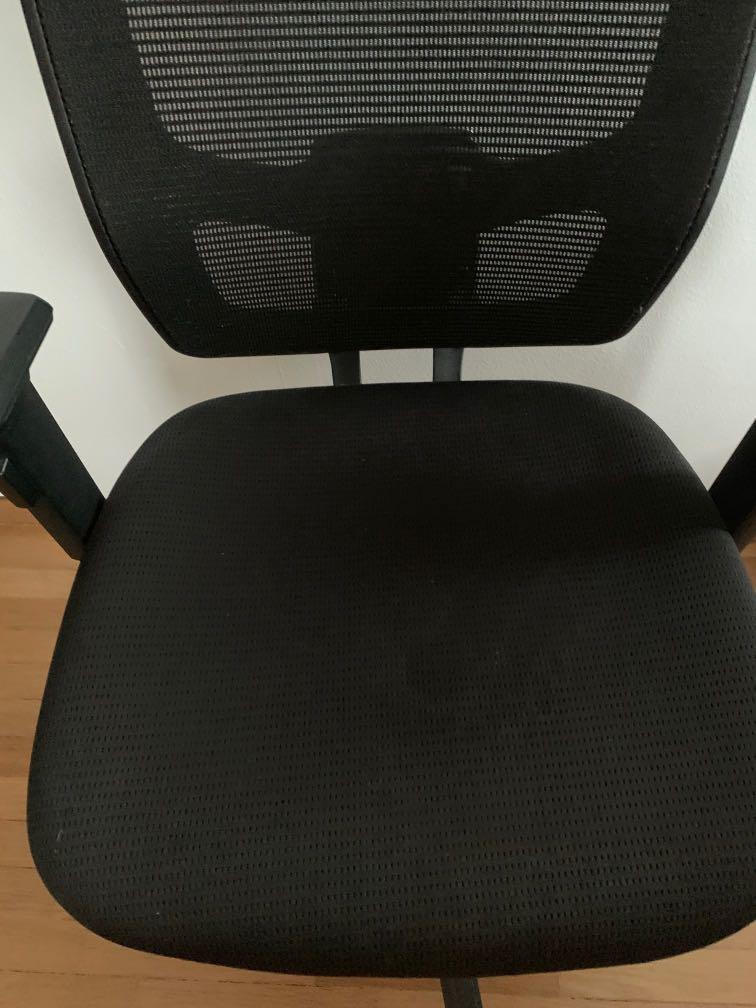 Vanguard Interiors Designer Original Smart Office Chair, Furniture