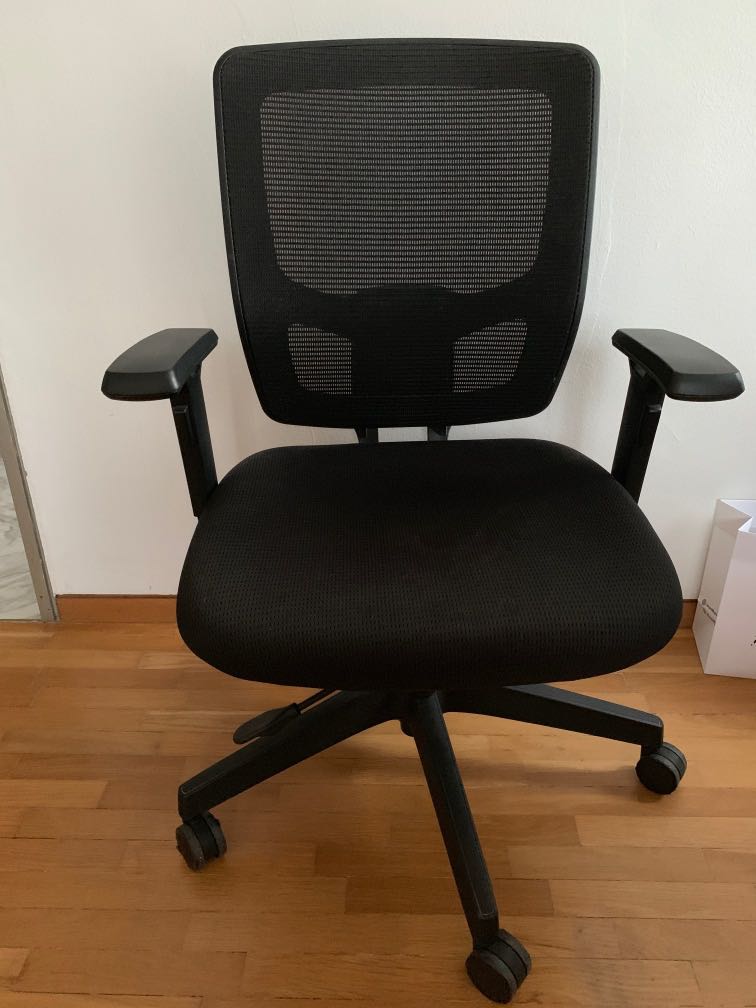 Vanguard Interiors Designer Original Smart Office Chair, Furniture