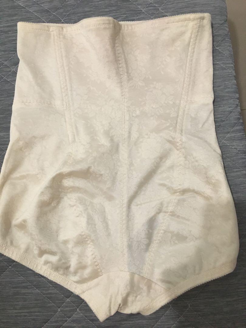 WACOAL GIRDLE PANTY WITH BINDER (Authentic) on Carousell